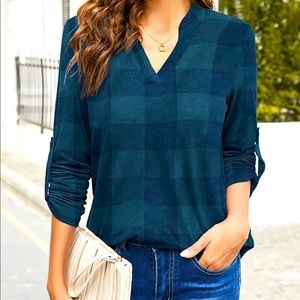 Halife Roll-up 3/4 Sleeve Blouse